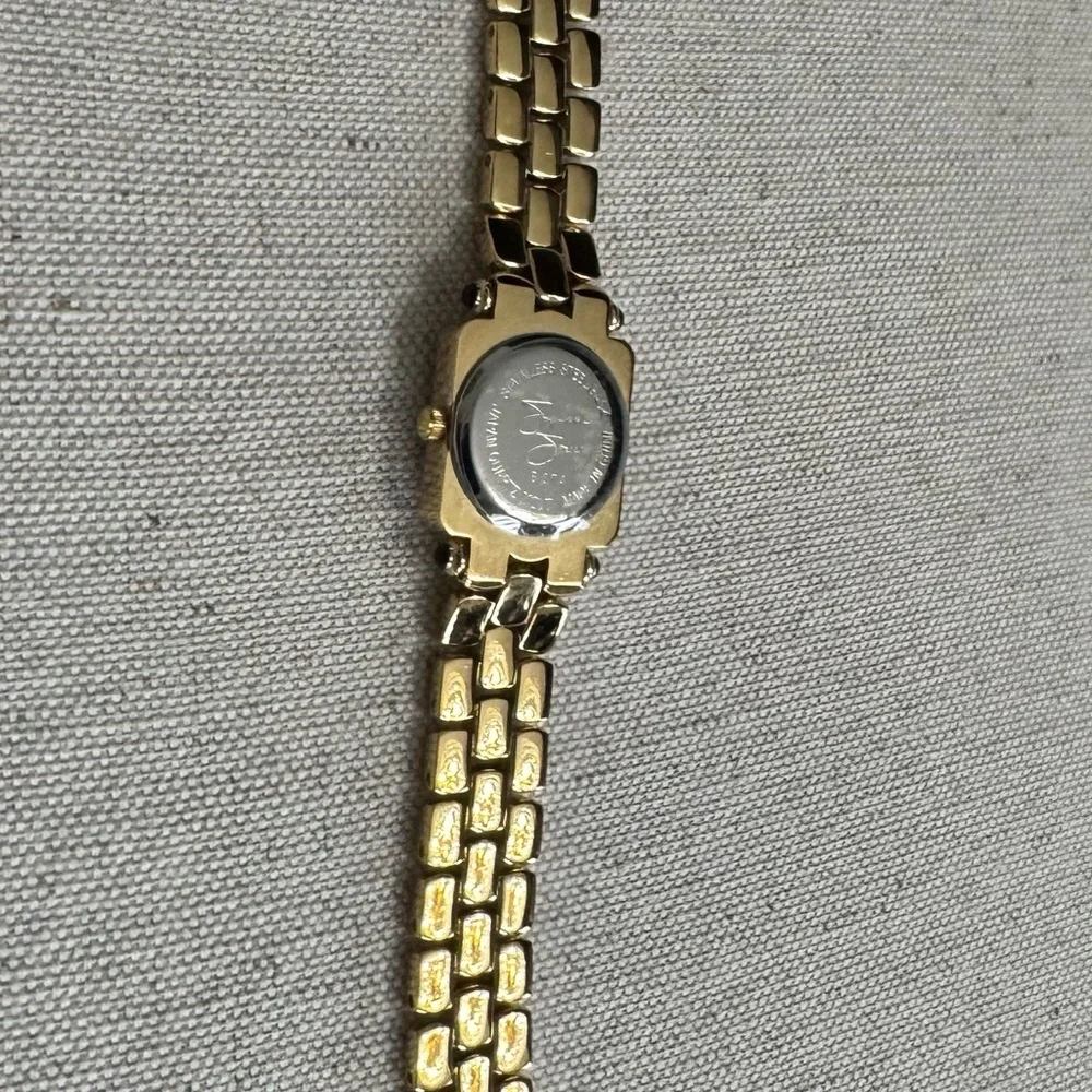 Vintage Suzanne Somers Gold w/Crystal Surrounded Square Face Watch - Picture 7 of 9